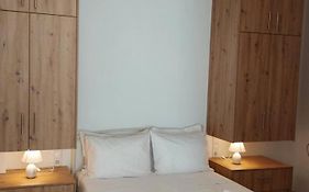 Citycenter Pearl , Heraklion